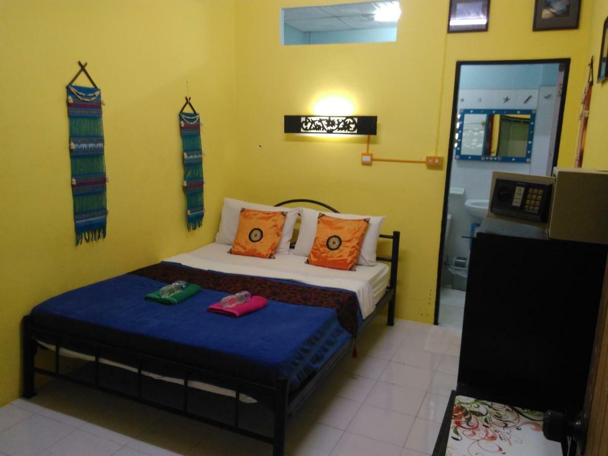 captain nemo guesthouse